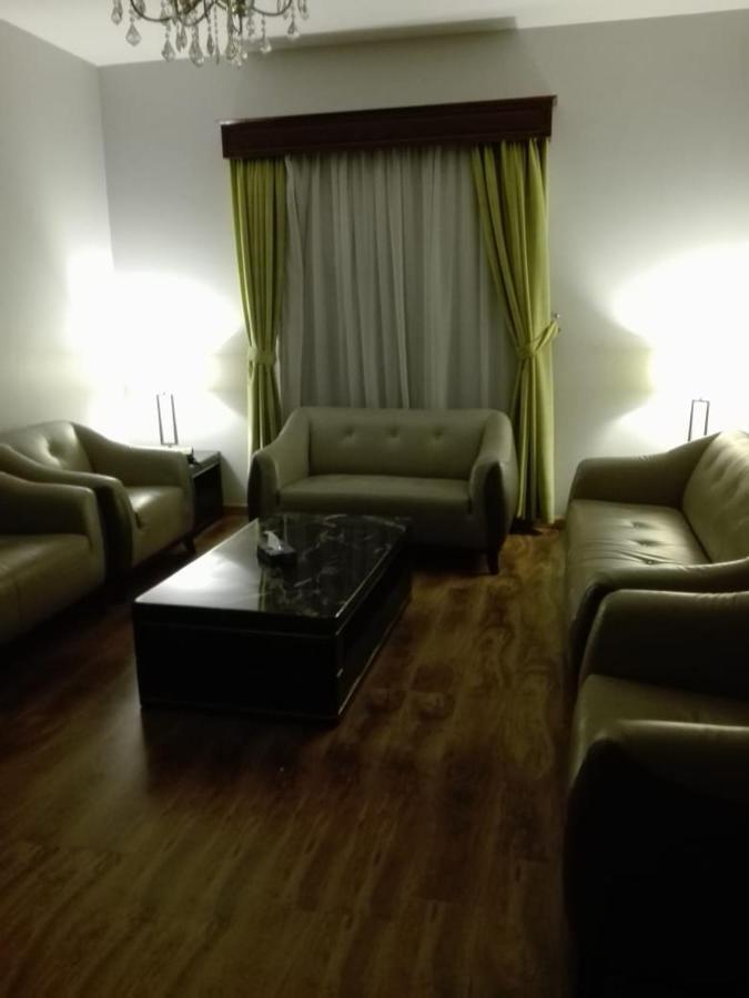 Sixty Three Hotel Suites Riyadh Luaran gambar